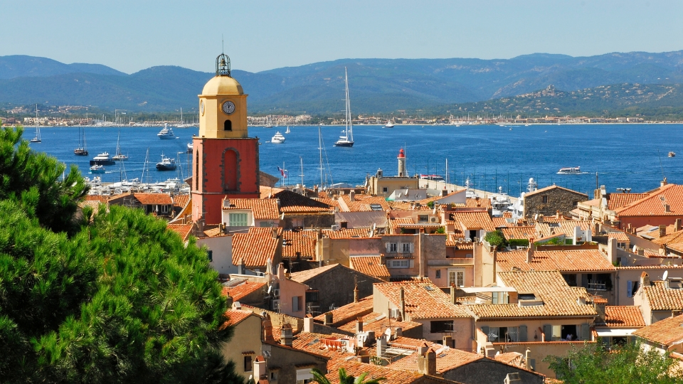 Louis Vuitton Saint Tropez: Fine Dining and Glamour